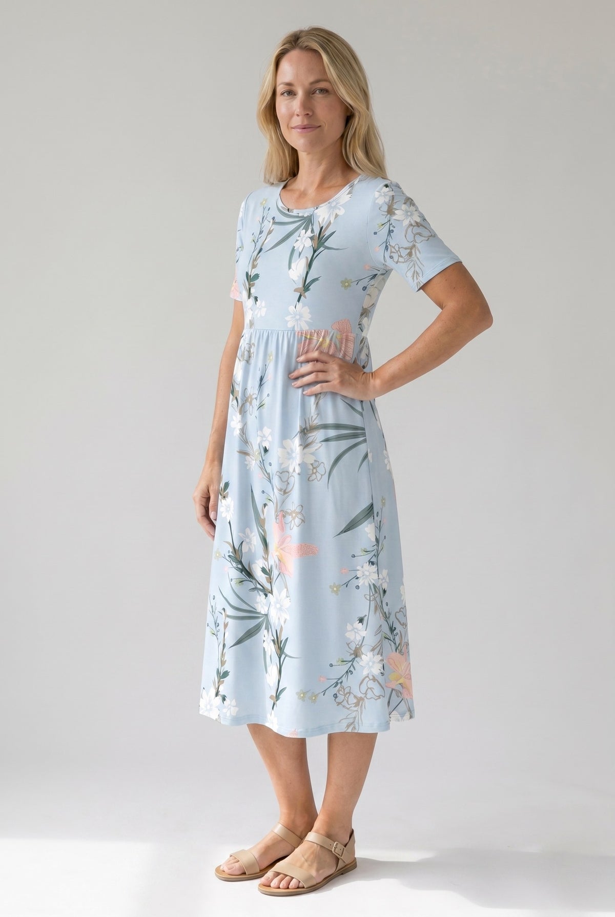 Floral A-Line Midi Dress with Short Sleeves and Gathered Silhouette